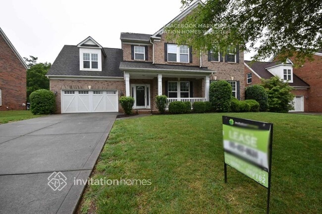 Building Photo - 10814 Bask Ct