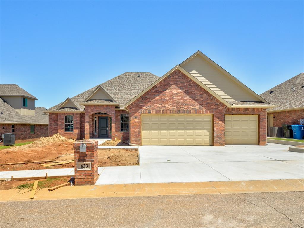 633 Dardanelle Pass, Edmond, OK 73025 House Rental in Edmond, OK