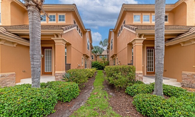 Building Photo - 5519 Napa Dr