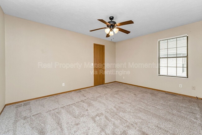 Building Photo - 3348 S Doris Ct