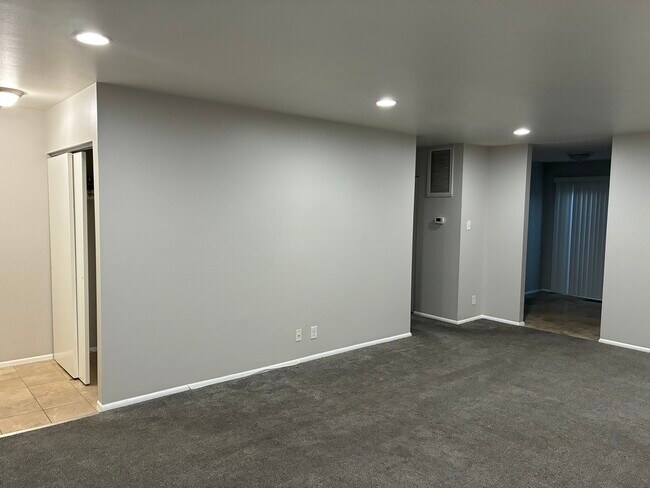 Sala de estar - 6495 Happy Canyon Rd