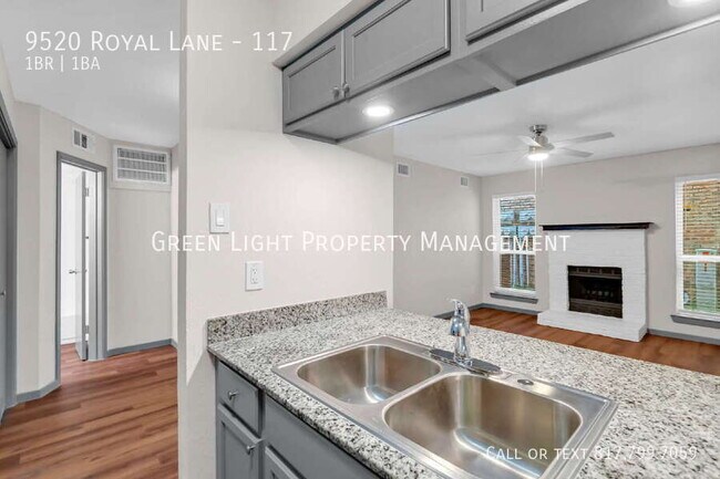 Foto del edificio - 9520 Royal Ln