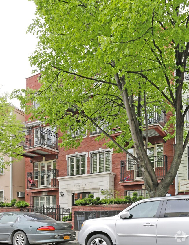 Building Photo - 108-110 Franklin Ave