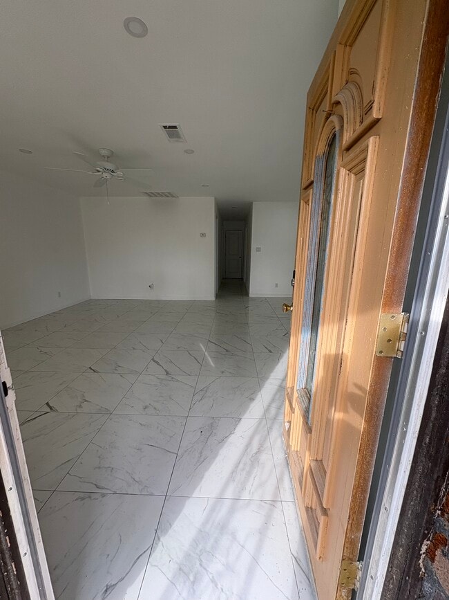 Foto del edificio - 797 S Amber St