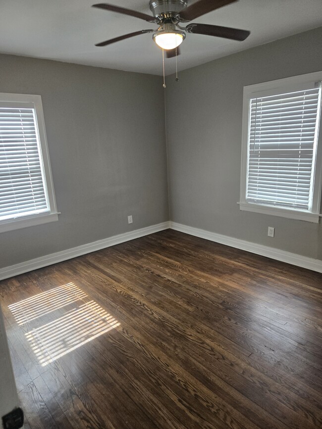 Building Photo - 288 Rosemont Garden