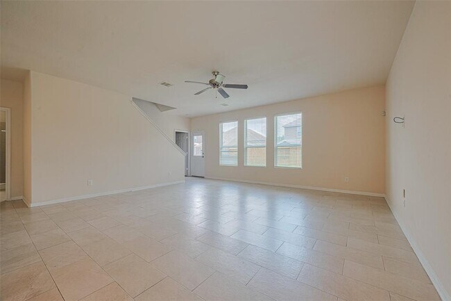 Foto del edificio - 18402 Each Elm Way