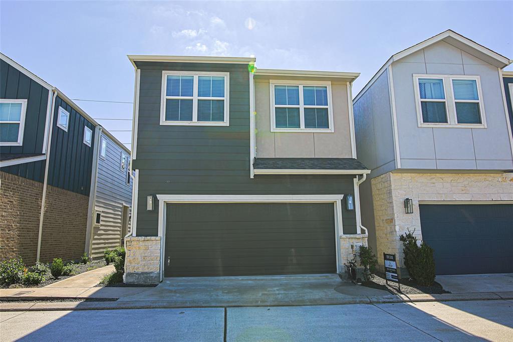 Primary Photo - 10005 Brickhouse Dr