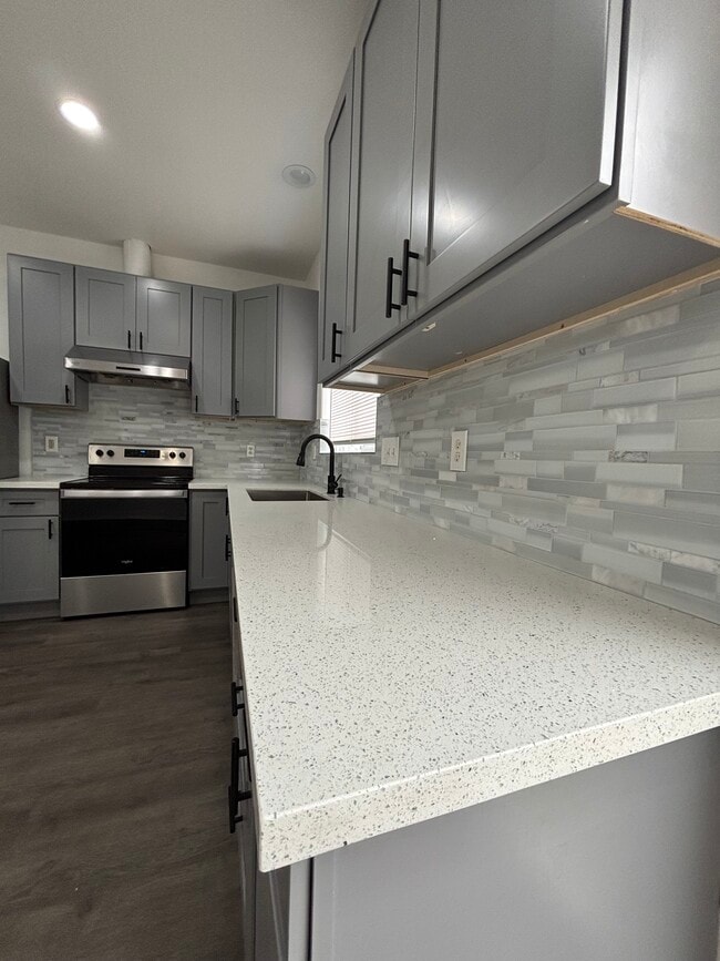 Foto del edificio - 20115 NE Halsey St