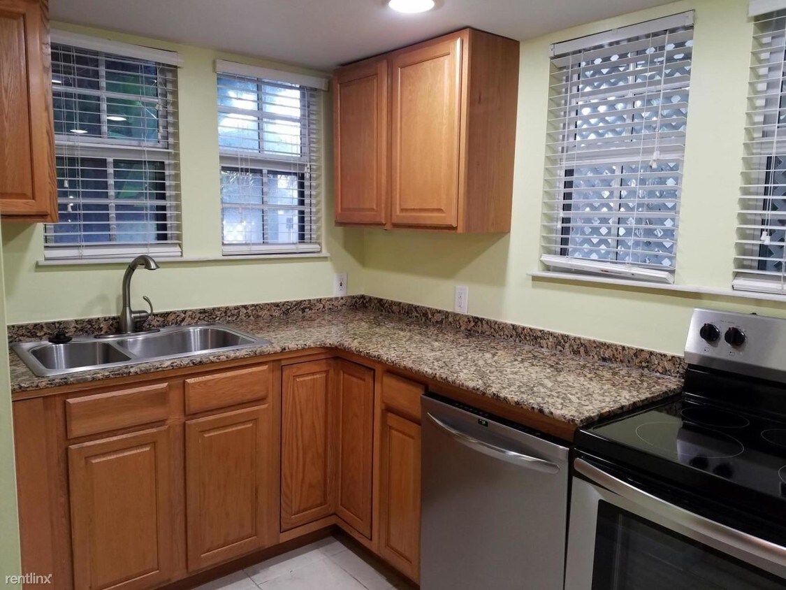 Foto principal - 201 S Swinton Ave
