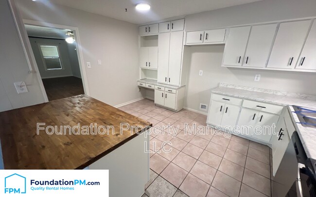 Foto del edificio - 3655 Haughton Ln