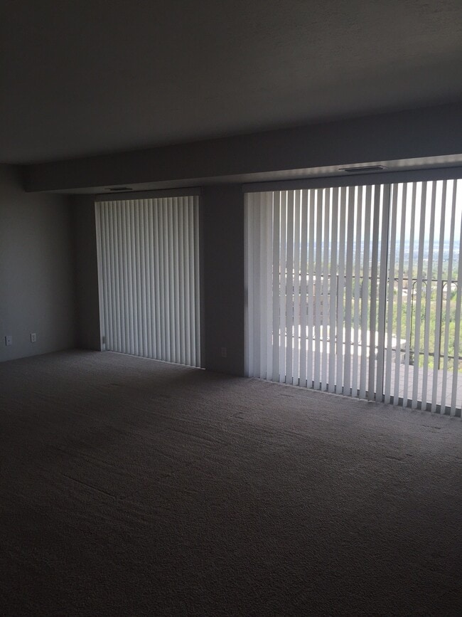 Living Room - 875 S Donner Way