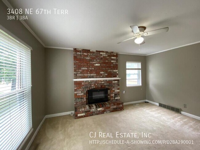 Foto del edificio - 3408 NE 67th Terrace