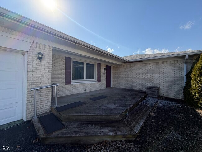 Foto del edificio - 5585 Gallagher Dr