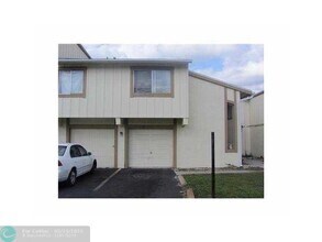 Building Photo - 2222 NW 59th Wy