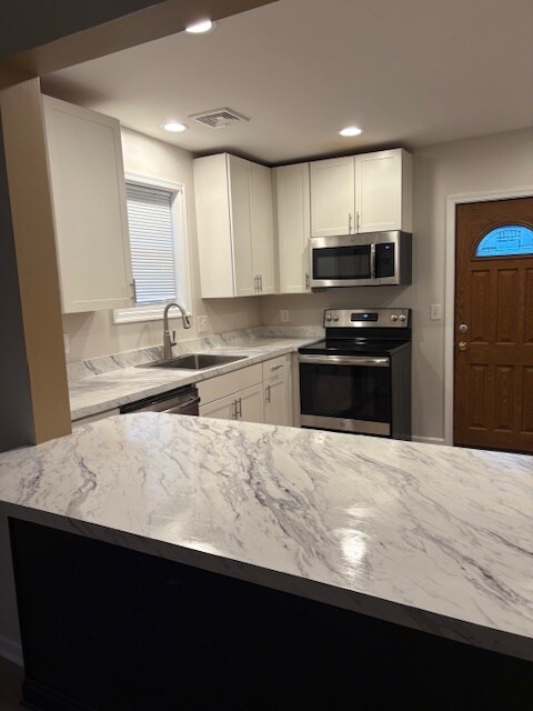 Kitchen Island - 9 E Union Blvd