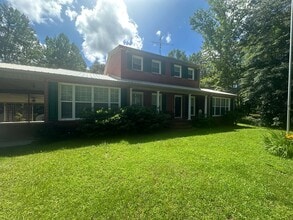 Building Photo - 172 E Whiten Dr