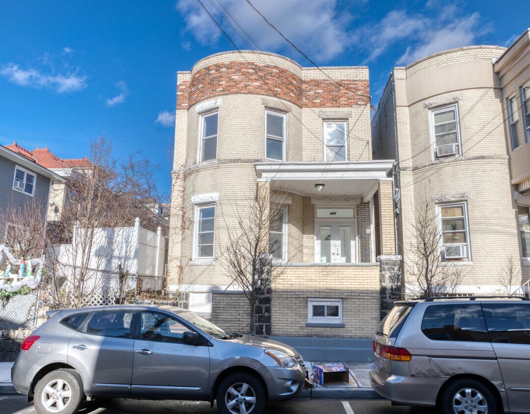 540 44th St, Union City, NJ 07087 House Rental in Union City, NJ