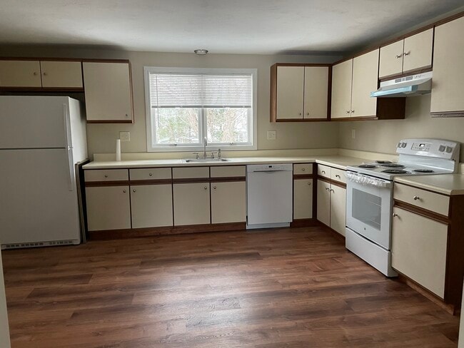 Kitchen - 30 Poland St