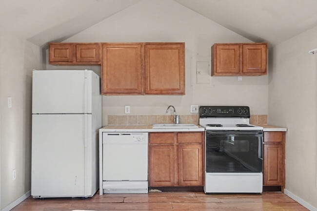 Photo - 3602 W Colorado Ave (Colorado Springs, CO) Apartment