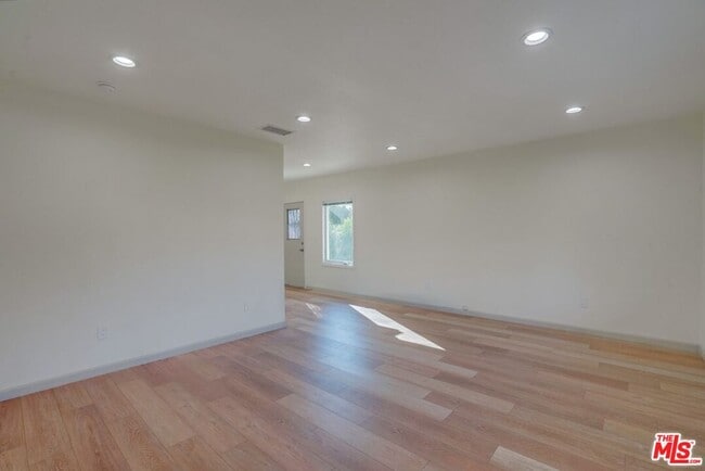 Building Photo - 4725 Sawtelle Blvd