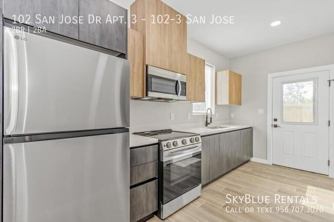 Foto del edificio - 102 San Jose Dr