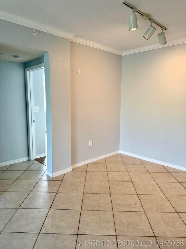 Foto del edificio - 6394 Emerald Dunes Dr