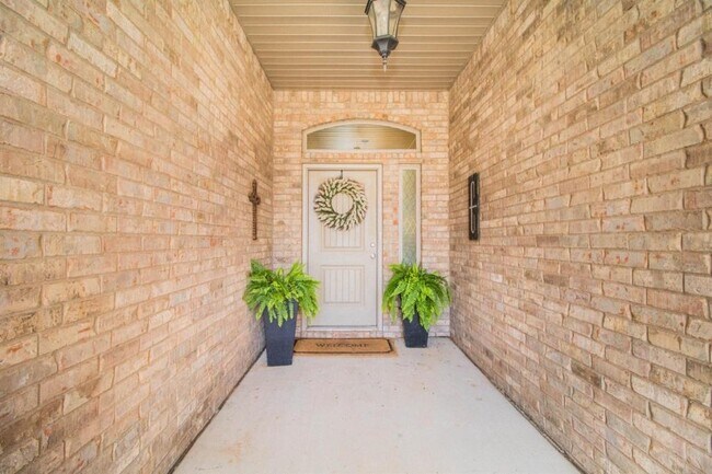 Building Photo - 9708 Ridgely