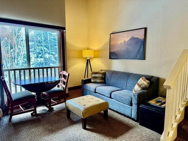 Building Photo - 113 Angani Way