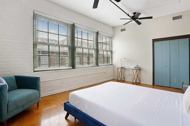 Foto del edificio - 1041 Constance St