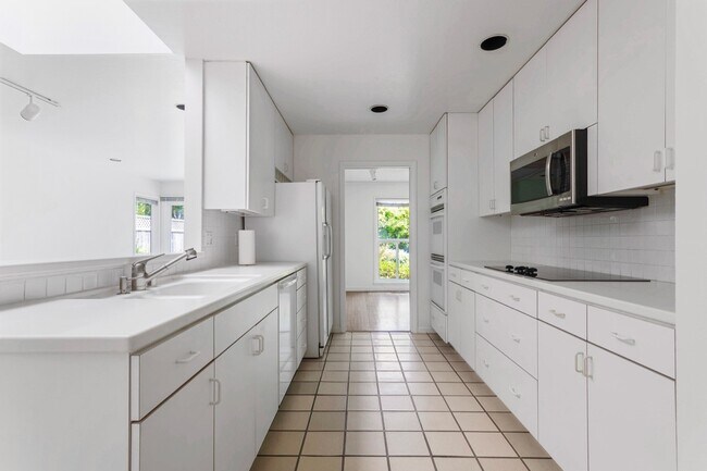 Foto del edificio - Northbridge 4bd/2ba Rancher w/Central AC &...