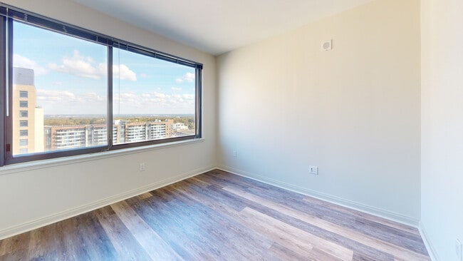 Interior Photo - Eleven55 Ripley