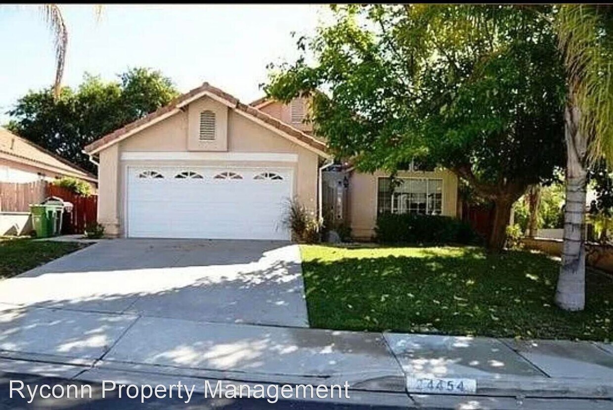3 br, 2 bath House 24454 Via Las Junitas House Rental in Murrieta