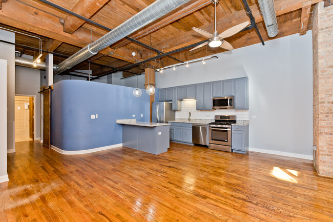 Foto del edificio - 1500 W Monroe St