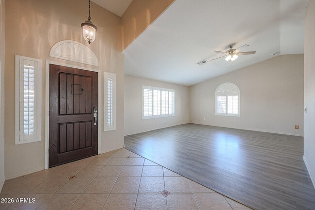 Building Photo - 12759 N 86th Dr