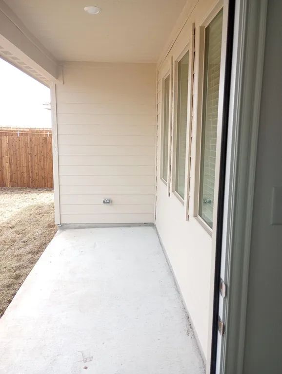 Foto del edificio - 5119 Winterberry Dr