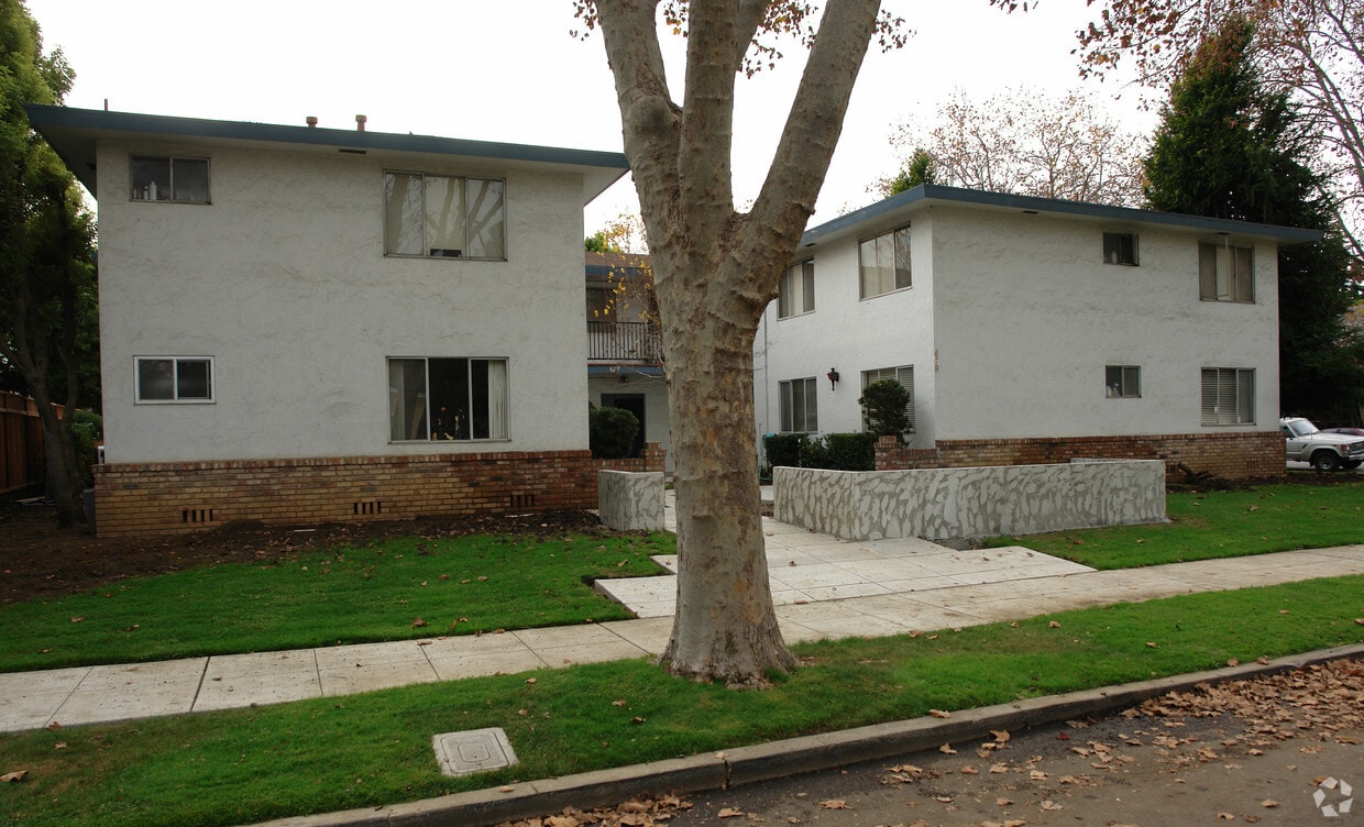 Building Photo - Fairmont Place Apartment Homes