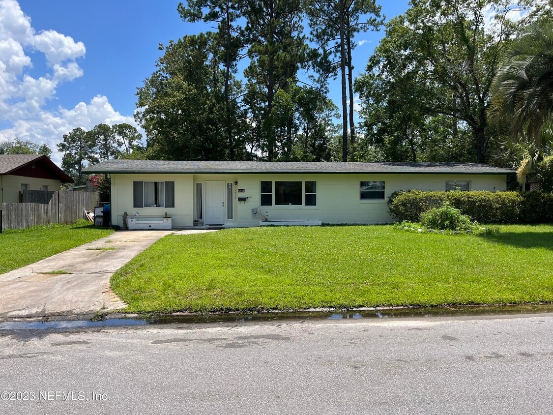 Primary Photo - 5418 Juno Dr