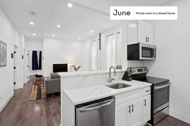 Foto del edificio - Room in Shared 4 bed/1 bath home in Prospect Lefferts Gardens