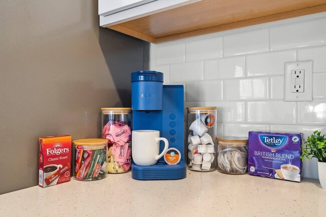 Building Photo - 4106 Bunker Dr