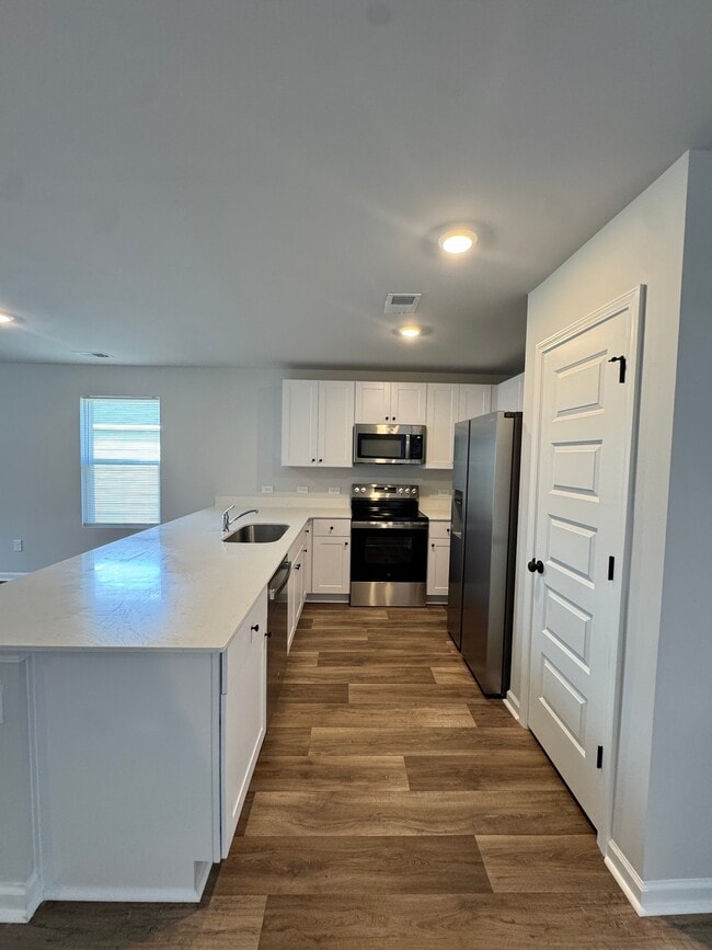 Building Photo - 1205 Black Kite Ct SW