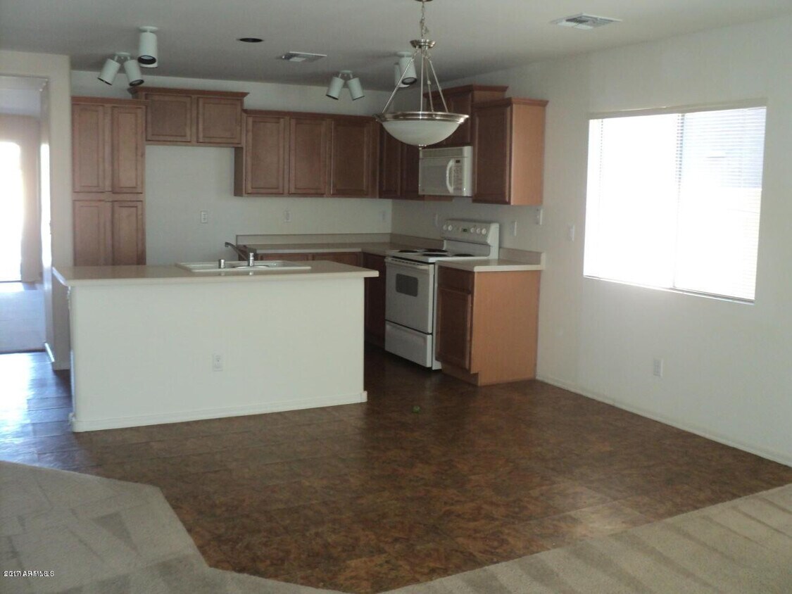 Foto del edificio - 11549 W Cheryl Dr