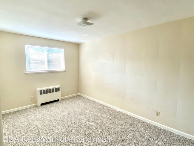 Building Photo - 7598 Boleyn Dr