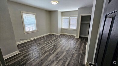 Building Photo - 841-843-843 Seymour Ave