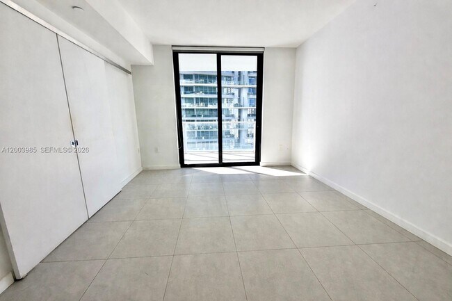 Foto del edificio - 1010 Brickell Ave