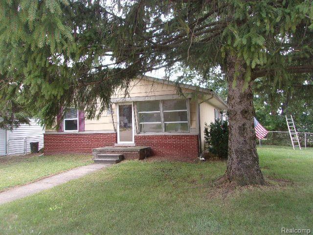 Primary Photo - 30953 7 Mile