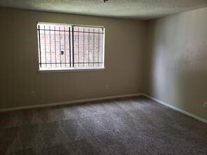 Building Photo - 2410 Morewood Dr