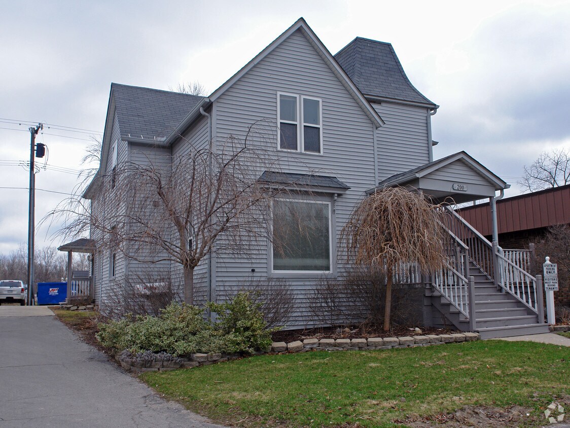 Primary Photo - 200 N Saginaw St