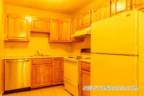 Primary Photo - 278 Grove St