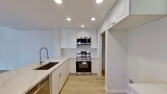 Building Photo - Coming Soon! Beautifully Remodeled 2 Bedro...