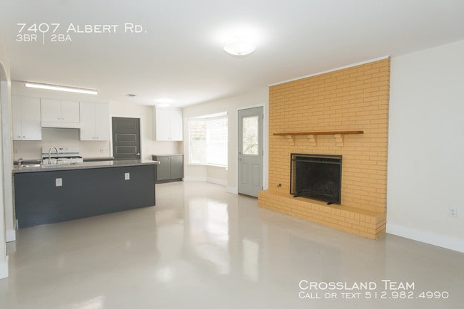 Building Photo - South Austin Home on 1 Acre
